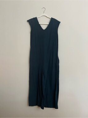 Sleeveless V-Neck Maxi Dress in Dark Navy